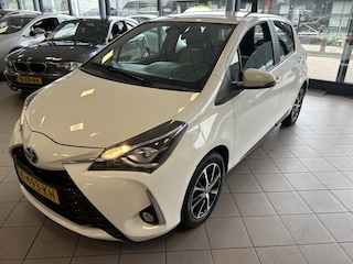 Toyota Yaris 1.5 Hyb. Design Sp. 96 DKM NW ST BJ 2018 !!!