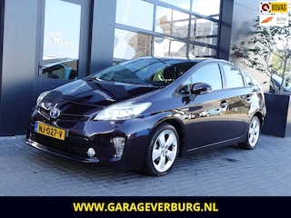 Toyota Prius 1.8 Dynamic Business (Navigatie,Camera,Cruise,JBL,1/2 Leer,HUD,Keyless,Xenon,PDC)