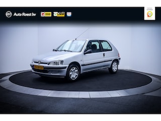 Peugeot 106 1.1 XTX UNIEKE KM STAND! 31715 KM!
