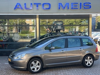 Peugeot 307 2.0-16V PACK Airco Cruise Trekhaak Panorama