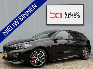 BMW 118i Executive Automaat M-Pakket/Carplay/Camera/18inch.