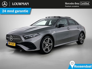 Mercedes-Benz A-klasse 250 e Business Solution AMG Trekhaak | AMG Line | Night Pakket | Panorama Schuif-Kanteldak | Sfeerverlichting. Inclusief 24 maanden MB Certified garantie voor Europa.
