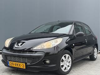 Peugeot 206 BWJ 2011 1.4 74 PK XS | AIRCO | RADIO/CD | EL PAKKET | LEDEREN STUUR |