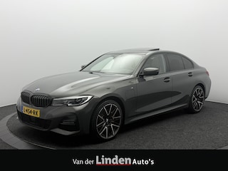 BMW 330e M-Sport | 19 Inch | Trekhaak | Schuif-Kanteldak | Head Up Display | Leer | Assisted Driving