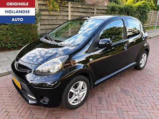 Toyota Aygo 1.0 VVT-i Aspiration Automaat Airco Led Navi BT