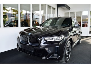 BMW iX3 High Exe M-Sportedition | Trekhaak | Stuurwiel Verw.