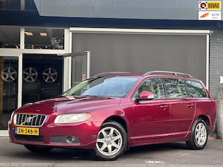 Volvo V70 2.0 Kinetic CLIMA / CRUISE / LPG / LEDER