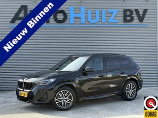 BMW X1 sDrive20i M Sport Panoramadak Trekhaak Elek. Stoelverstelling Carplay Keyless Entry
