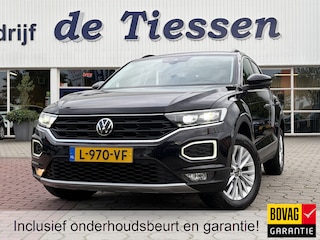 Volkswagen T-Roc 1.5 TSI Style | AUTOMAAT | Stoelvrw. | Carplay | Rijklaar met beurt & garantie!