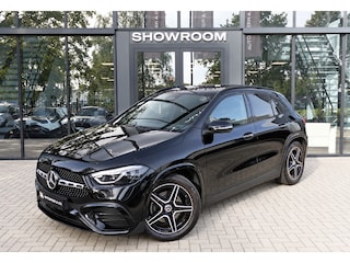 Mercedes-Benz GLA 180 AMG PANO KEYLESS HUD SFEER
