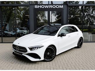 Mercedes-Benz A-klasse 180 AMG Line PANO SFEER CAM