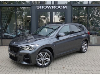 BMW X1 XDrive25e Executive PANO NAVI CAM VOL