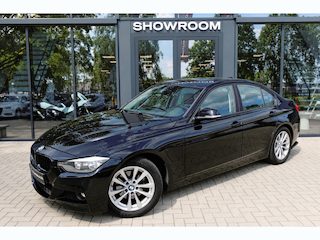 BMW 330e Essential NAVI LED CAMERA