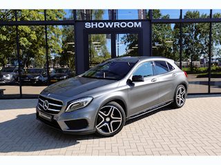 Mercedes-Benz GLA 180 Prestige CAM AMG'