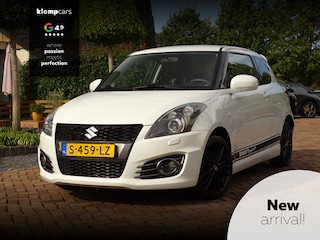 Suzuki Swift 1.6 Sport | Carplay | All Black | Pearl White | Grootscherm!