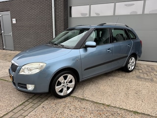 Skoda Fabia 1.6- 16V Sport Airco- trekhaak
