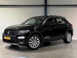 Volkswagen T-Roc 1.0 TSI Style Carplay Cruise Trekhaak NAP