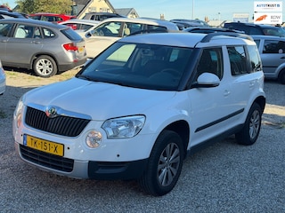 Skoda Yeti 1.2 TSI Comfort Automaat WinterbandenSet Zeer Nette Staat Goed Onderhouden
