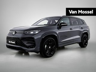 Volkswagen Tayron 1.5 eHybrid R-Line Edition 204 PK | Automaat | Panoramaschuif-kanteldak | Trekhaak inklapbaar | 360 graden camera | Head-updisplay | IQ.LIGHT | Climatronic | Voorstoelen met massagefunctie | Stoel\Stuur verwarming | Apple CarPlay en Android Auto |