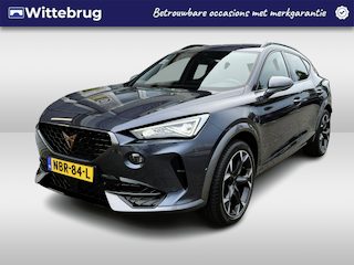 Cupra Formentor 1.4 e-Hybrid VZ Performance / AUTOMAAT/ 245 PK/ NAVI/ KEYLESS/ PARK. SENSOREN + CAMERA/ ADAPT-CRUISE/ DODEHOEK/ STUURVERWARM.
