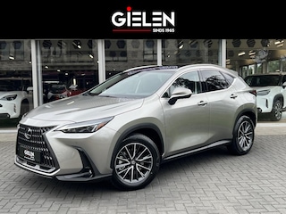 Lexus NX 450h+ Executive Line | Panoramadak, Head up display, 18 inch, Leer, 360 camera, Stoel + Stuurverwarming
