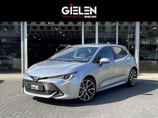 Toyota Corolla 1.8 Hybrid Style | Dodehoekherkenning, Parkeersensoren, Stoel + Stuurverwarming, Keyless, 18 inch