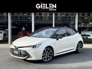 Toyota Corolla 1.8 Hybrid Executive | Parelmoer wit, 18 inch, Leer/Alcantara, Stoelverwarming, Parkeersensoren, Keyless, Apple CarPlay/Android auto