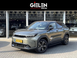 Toyota Urban Cruiser 61,1 kWh 174pk Executive | JBL, Stoel- Stuurverwarming, 360 graden camera
