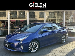 Toyota Prius 1.8 Dynamic | Trekhaak, Head up display, Parkeercamera, Stoelverwarming, Adaptive cruise control