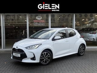 Toyota Yaris 1.5 Hybrid Dynamic Plus | Stoelverwarming, 16 inch, LED, Apple CarPlay/Android Auto, Parkeercamera, Keyless