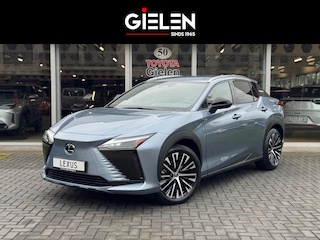 Lexus RZ 450e 313PK AWD Executive Line | Eerste eigenaar, Leer, Stoelverwarming, Dodehoekherkenning, Parkeersensoren, Groot scherm