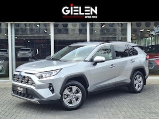 Toyota RAV4 Hybrid 220 AWD Dynamic | Stoelverwarming, Groot scherm, Parkeersensoren, Licht + Regensensor, 1650KG Trekgewicht