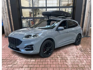 Ford Kuga 2.5 PHEV Graphite Tech Edition | LED | Trekhaak | Keyless | BLIS | Camera | B&O | App-connect | Stoelverwarming voor + achter | Elek. achterklep | Stuurverwarming |