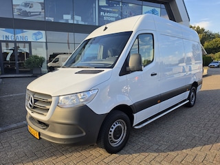 Mercedes-Benz Sprinter 311 CDI L2-H2 RWD Automaat * NAVI * 360 Graden Camera * Trekhaak *