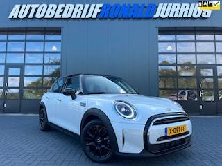 Mini Cooper 5-Deurs 1.5 Camden Plus Edition NL.Auto/Two-Tone/Nieuw-Model/Full Led/Carplay/1Ste Eigenaar/Dealer onderhouden