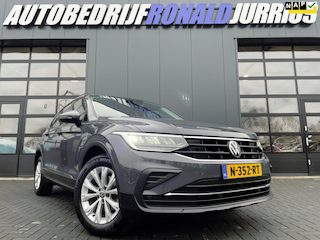 Volkswagen Tiguan 1.5 TSI Life NL.Auto/Trekhaak/Facelift/150Pk/Carplay/Adaptive Cruise/Full Led/1Ste Eigenaar/Dealer onderhouden