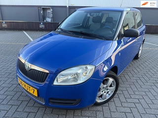 Skoda Fabia 1.2 Plus*AIRCO*APK*NAP*ELKT-RAAM*RIJD SCHAKEL GOOD