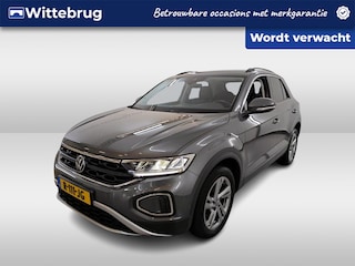 Volkswagen T-Roc 1.0 TSI Life / PARKEER SENSOREN/ CRUISE/ DIGITAL DASH/ NAVI/ AIRCO