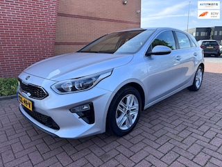 Kia Ceed 1.6 CRDi DynamicLine, Euro 6, Marge, Apple Carplay, Hatchback
