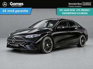 Mercedes-Benz CLA 180 Business Solution AMG | Premium Pakket | Night Pakket | Panoramadak | MBUX Superscreen | 360° Camera | Adaptieve Cruise Control | Dodehoekassistent | Verkeersbordenassistent | Augmented Reality voor Navigatie | Elektrisch Verstelbare Stoelen + Memory | Stoelverwarming | Sfeerverlichting | THERMOTRONIC Klimaatregeling |  Apple CarPlay | Android Auto | Elektrische Klep Kofferbak | Achteruitrijcamera | Parkeersensoren