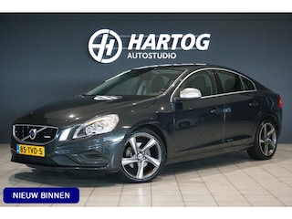 Volvo S60 1.6 T3 R-Design *tweede eigenaar* + SPORTSTOELEN / NAVI / PARKEERSENSOREN