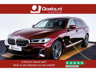 BMW 5-serie Touring 530e Luxury Line - Trekhaak - Panoramadak - Head up - Comfort Access - Getinte Ruiten - Parking/Driving Assistant - Hifi - Elektrisch verwarmde voorstoelen - Sportstoelen - M Sportstuurwiel -