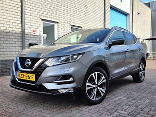 Nissan Qashqai 1.2 N-Connecta Panorama-360Camera-Trekhaak