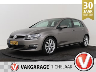 Volkswagen Golf 1.4 TSI Business Edition | Uitklap Trekhaak | Org NL | Stoelverwarming | Camera |