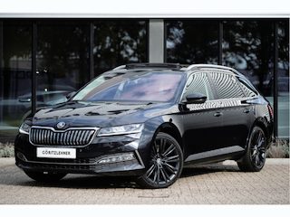 Skoda Superb Combi 1.4 TSI iV Style | Pano | Trekhaak | Matrix LED | Standkachel | 19"