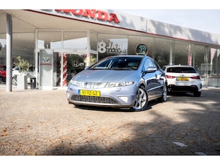 Honda Civic 1.8 140pk 5D