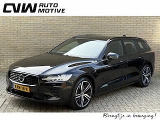Volvo V60 2.0 T6 Recharge 350pk AWD R-Design Plus Dark | Long range | Trekhaak wegklapbaar | Pilot assist | Adaptieve cruise | Stoelverwarming | Camera | Sportstoelen half leder met memory | 19 inch velgen | Navigatie | Apple CarPlay | DAB | Keyless | Full-LED | Sfeerverlichting | Elektrische achterklep | Recent onderhouden