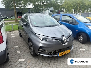 Renault Zoe R135 Iconic 52 kWh | Koop accu | | Achteruitrijcamera | Apple Carplay/Android Auto|telefoonintegratie premium | Cruise control