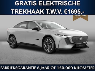 Mazda 6e Homura Plus Business Edition 78 kWh | 560km range | 200kW snelladen | Gratis elektr. trekhaak t.w.v. €1695,- | Maart 2027 leverbaar