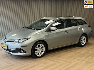 Toyota Auris Touring Sports 1.2T Aspiration TREKHAAK CAMERA KEYLESS-GO AIRCO NAVIGATIE BLUETOOTH START/STOP PDC CRUISE